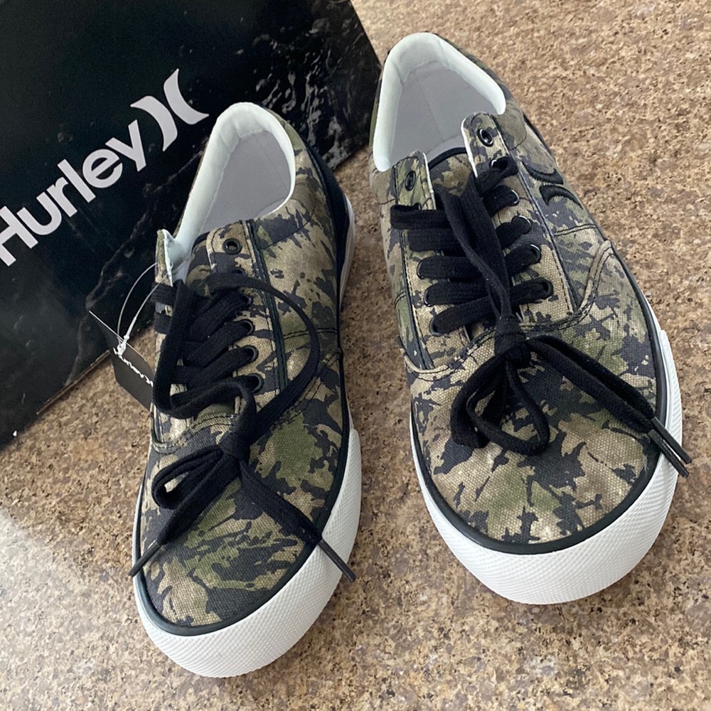 NWT Hurley Kayo Camo and Black Lace Up Sneakers Men’s 10.5 M
